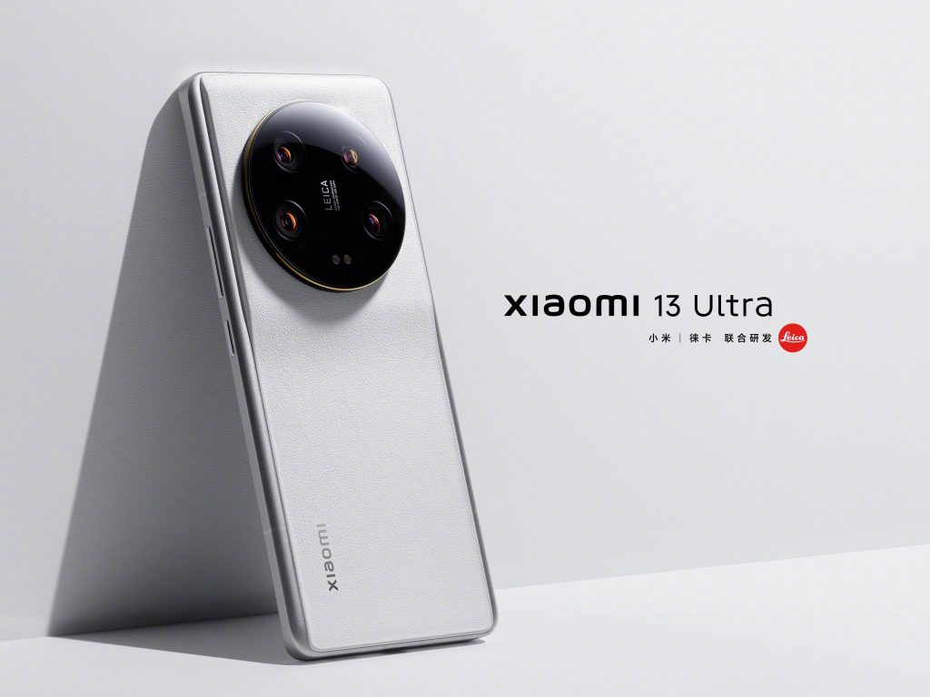 Xiaomi 13 Ultra In white